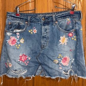 American Eagle Embroidered Floral Mini Skirt